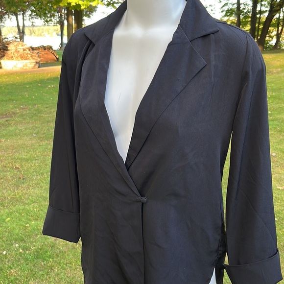 NWT H&M black blouse or light jacket M-L - Picture 2 of 8